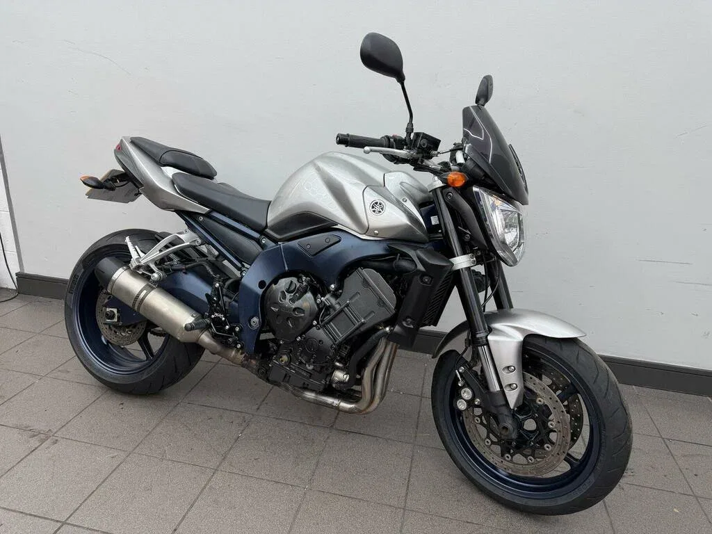 Yamaha FZ1