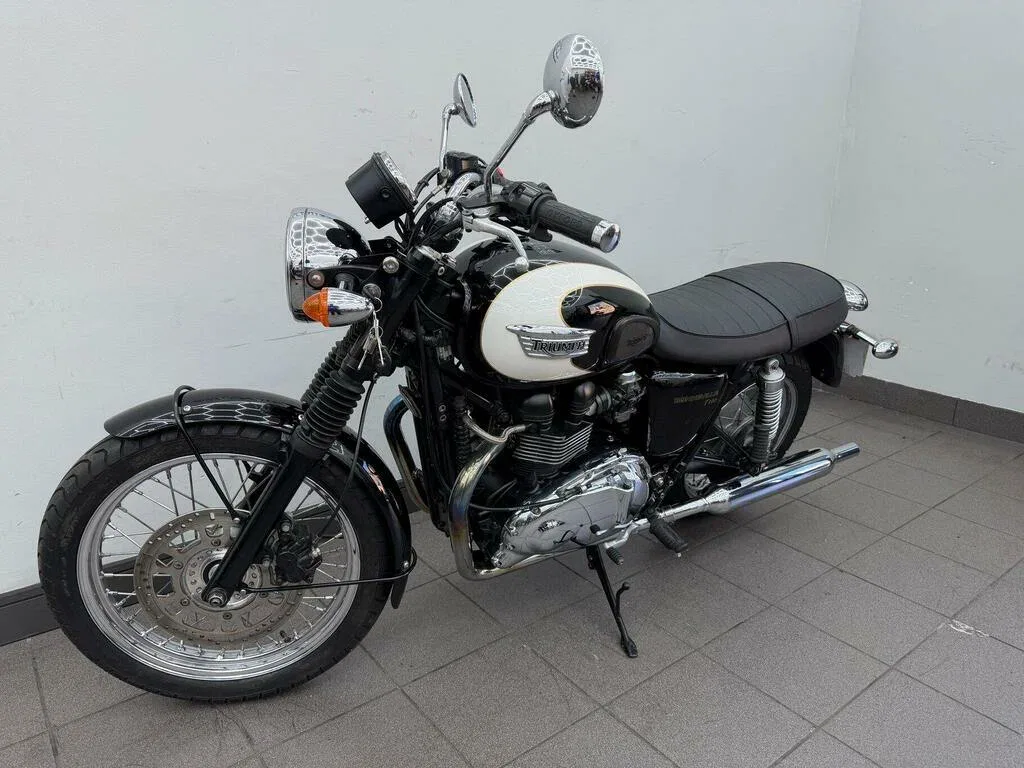 Triumph Bonneville T100