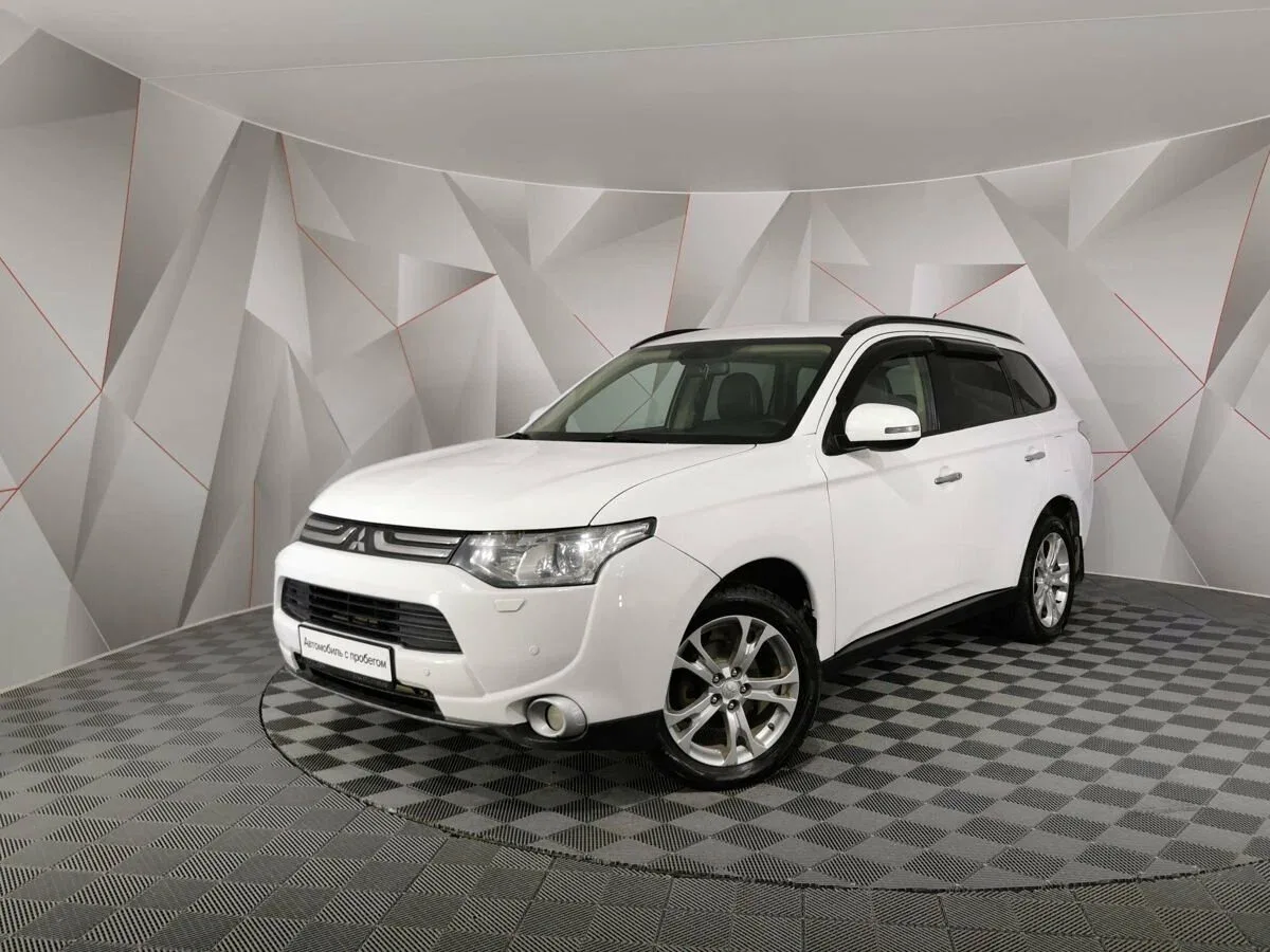 Mitsubishi Outlander III