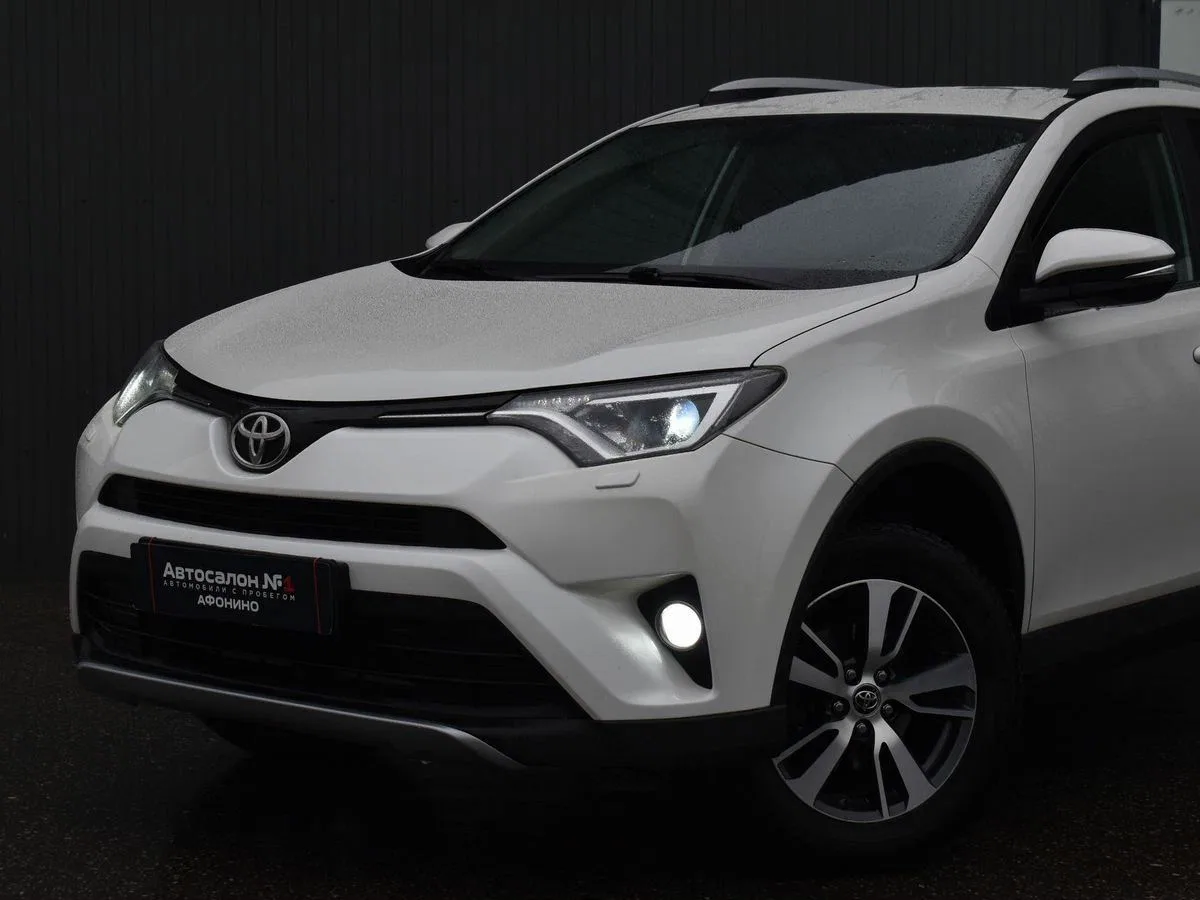 Toyota RAV4 IV (XA40) Рестайлинг