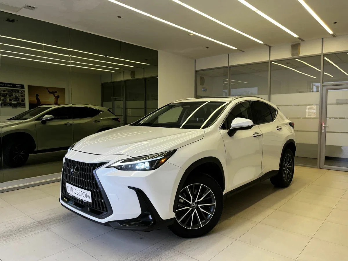 Lexus NX II