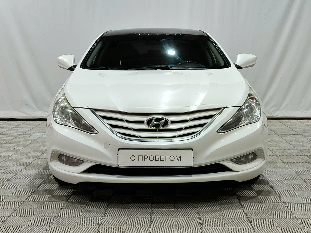 Hyundai Sonata VI (YF)