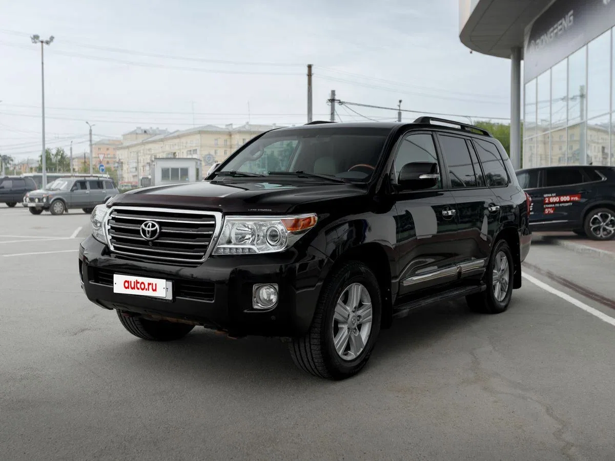 Toyota Land Cruiser 200 Series Рестайлинг 1