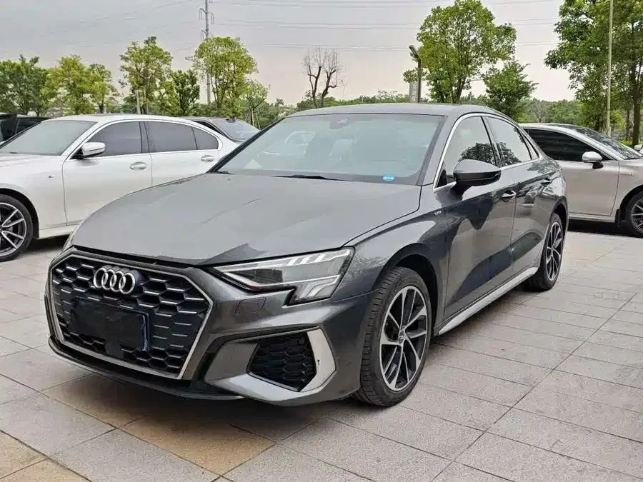 Audi A3 IV (8Y)
