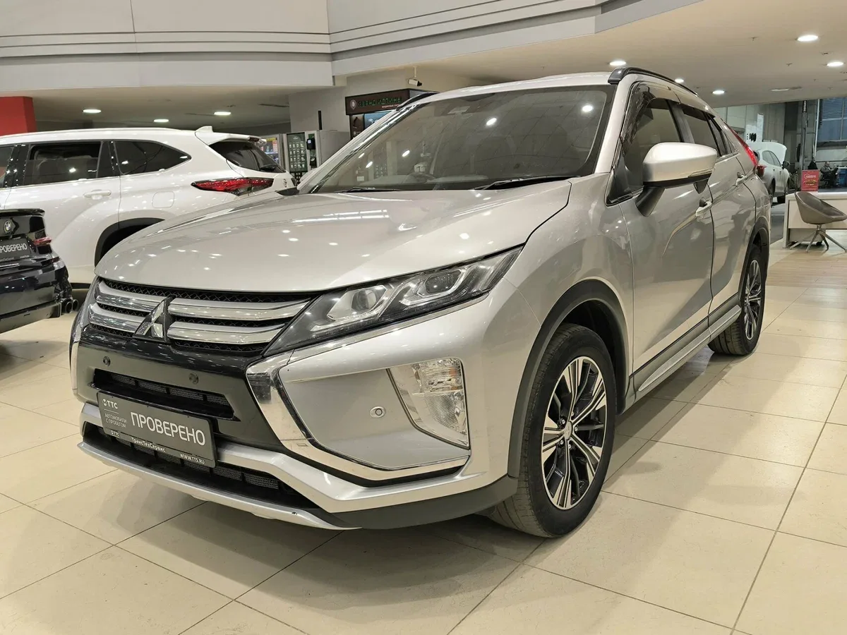 Mitsubishi Eclipse Cross I