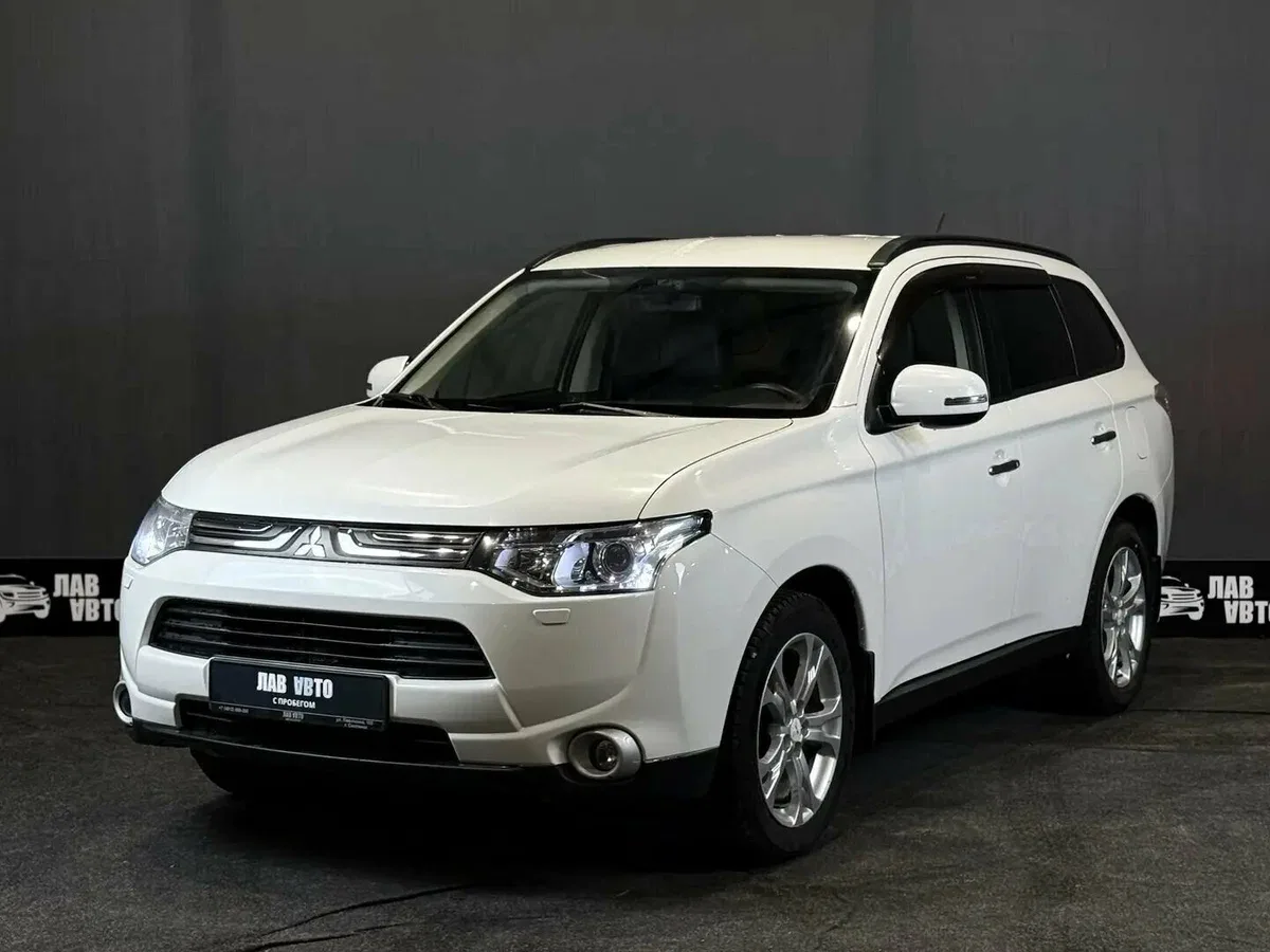 Mitsubishi Outlander III