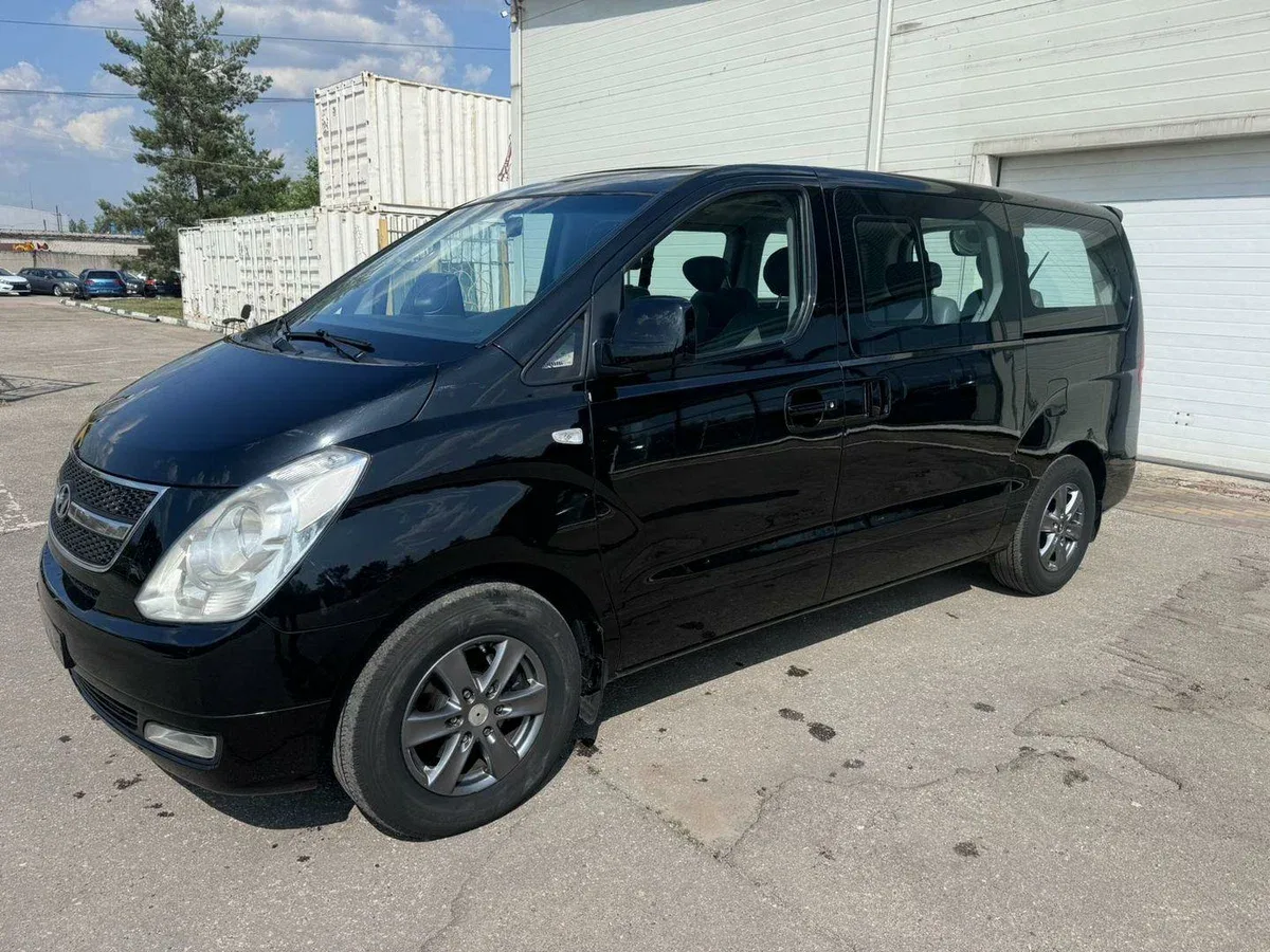 Hyundai Grand Starex I