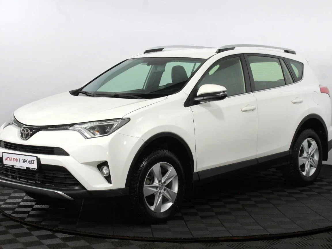 Toyota RAV4 IV (XA40) Рестайлинг