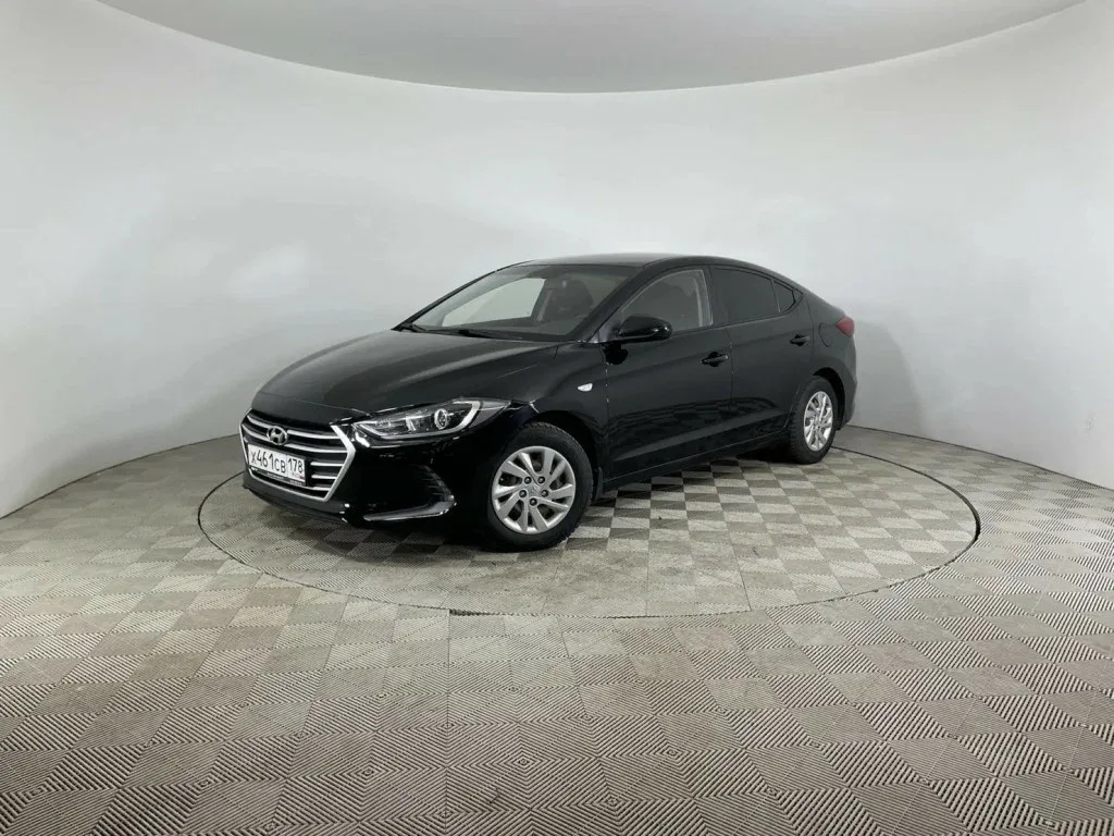 Hyundai Elantra VI (AD)