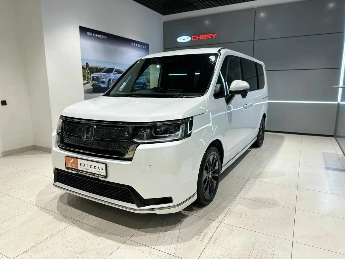 Honda Stepwgn VI