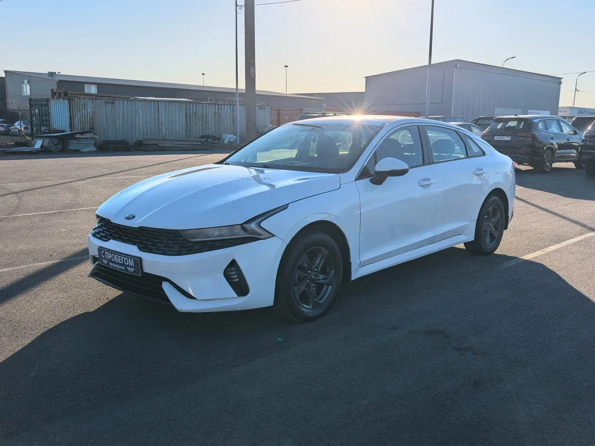 Kia K5 III