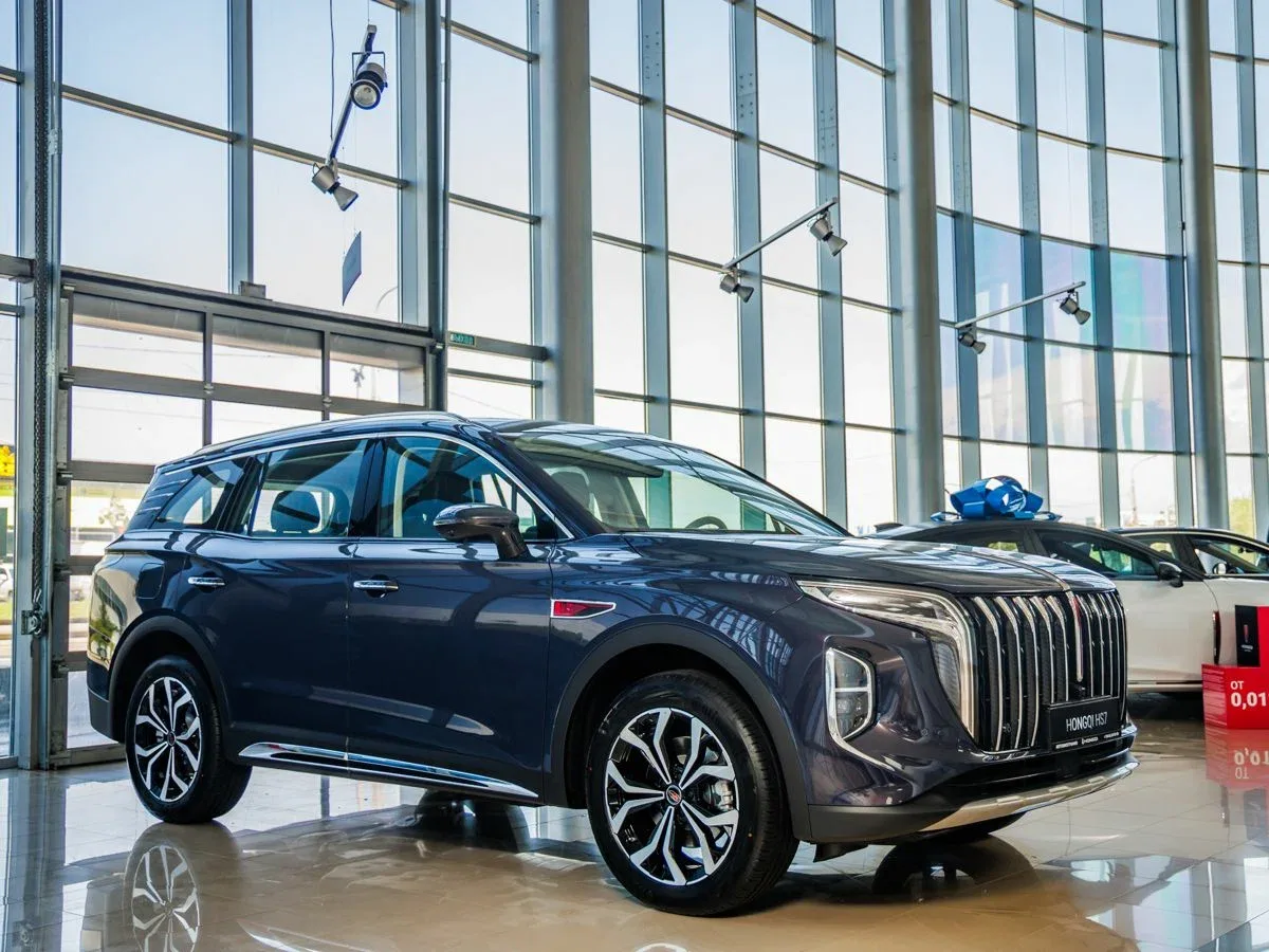 Hongqi HS7 II
