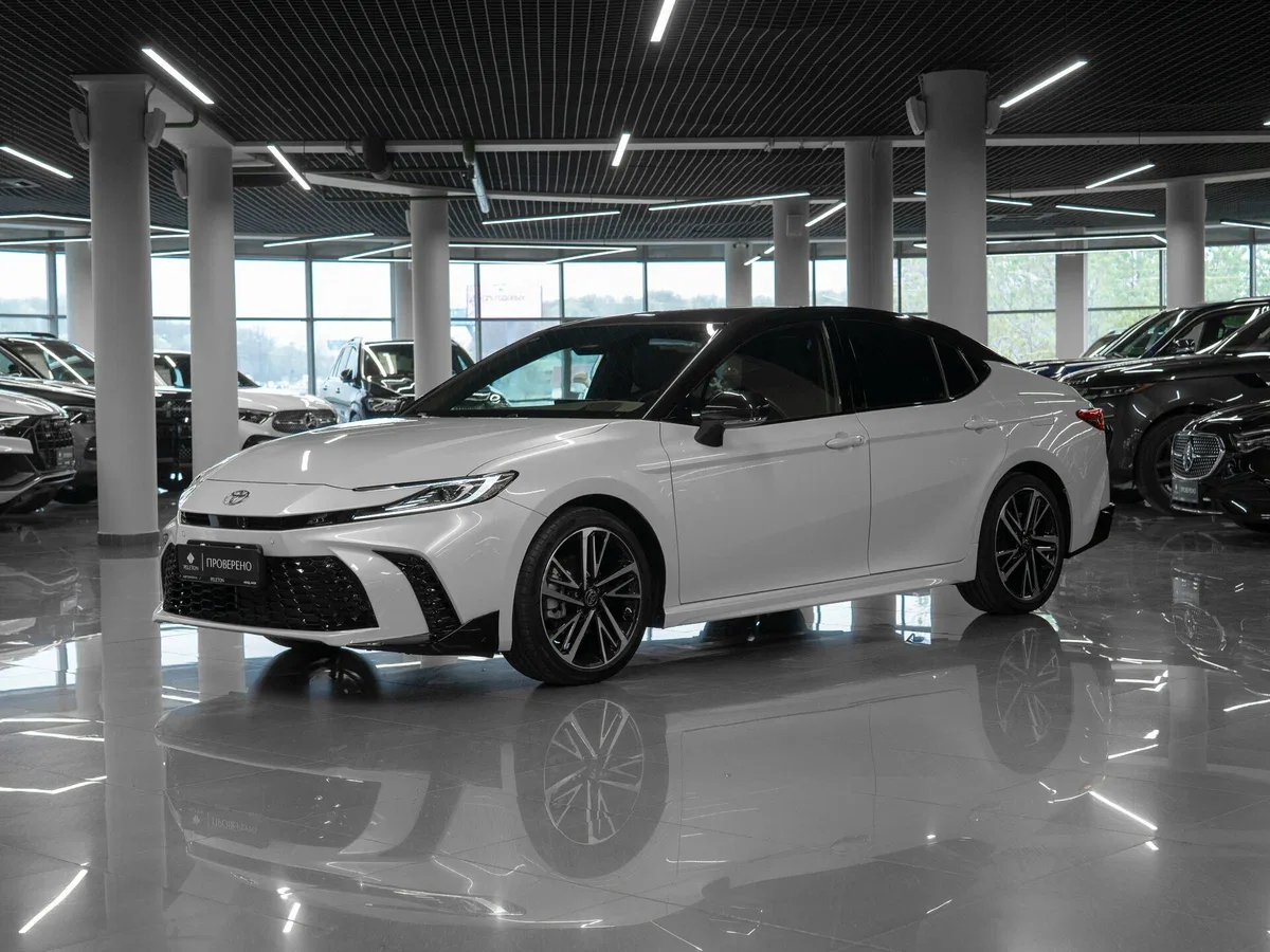 Toyota Camry IX (XV80) China Market