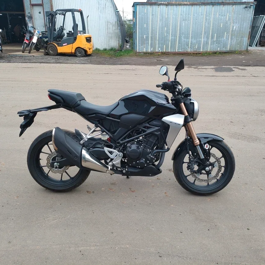 Honda CB250R