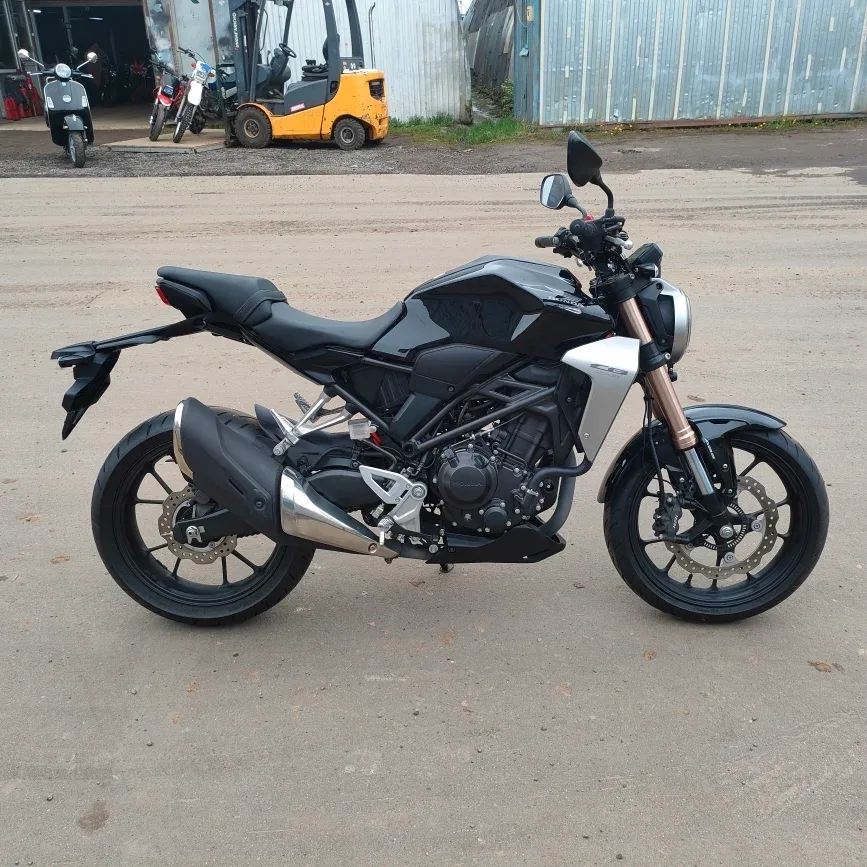 Honda CB250R