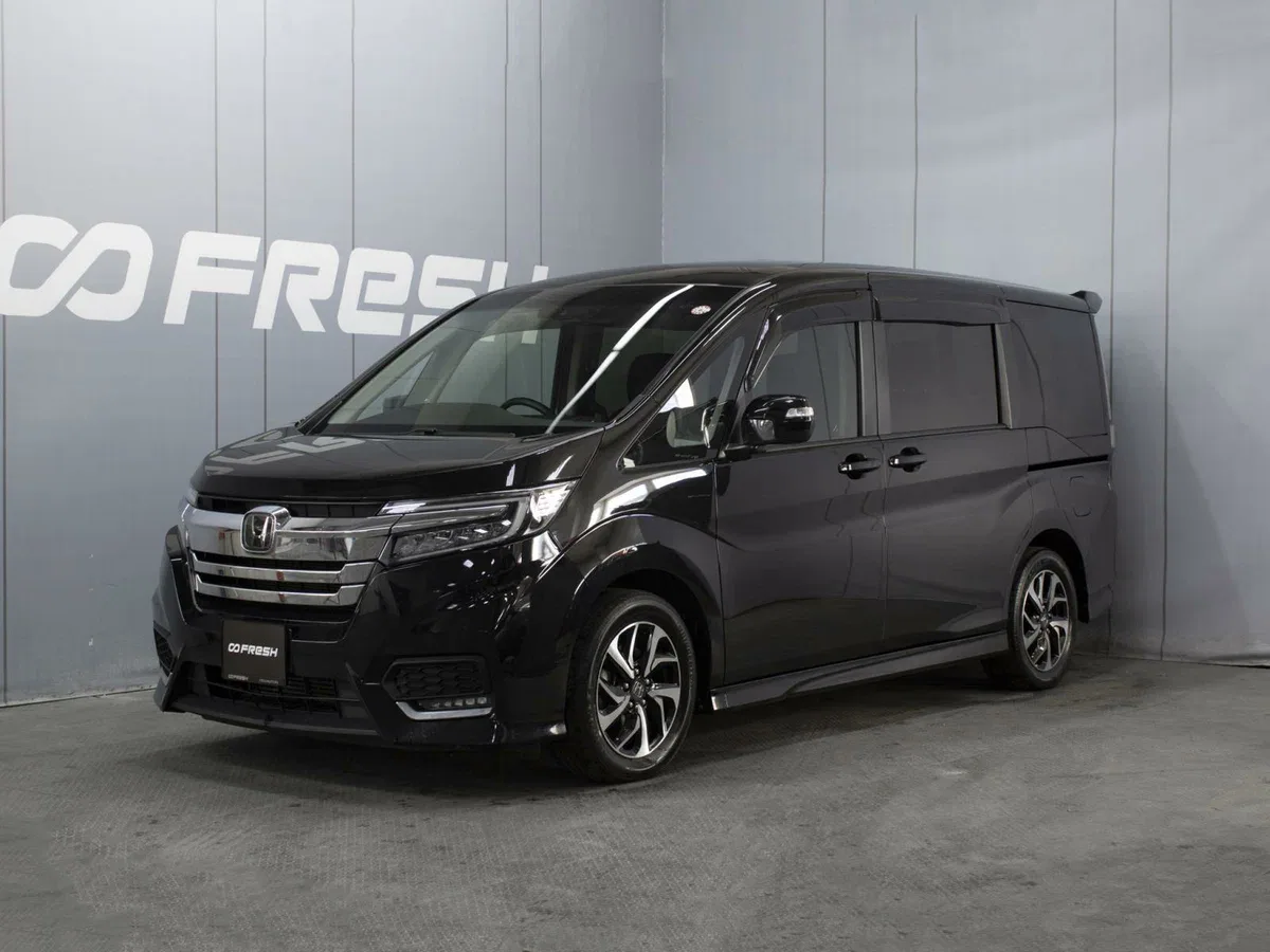 Honda Stepwgn V Рестайлинг