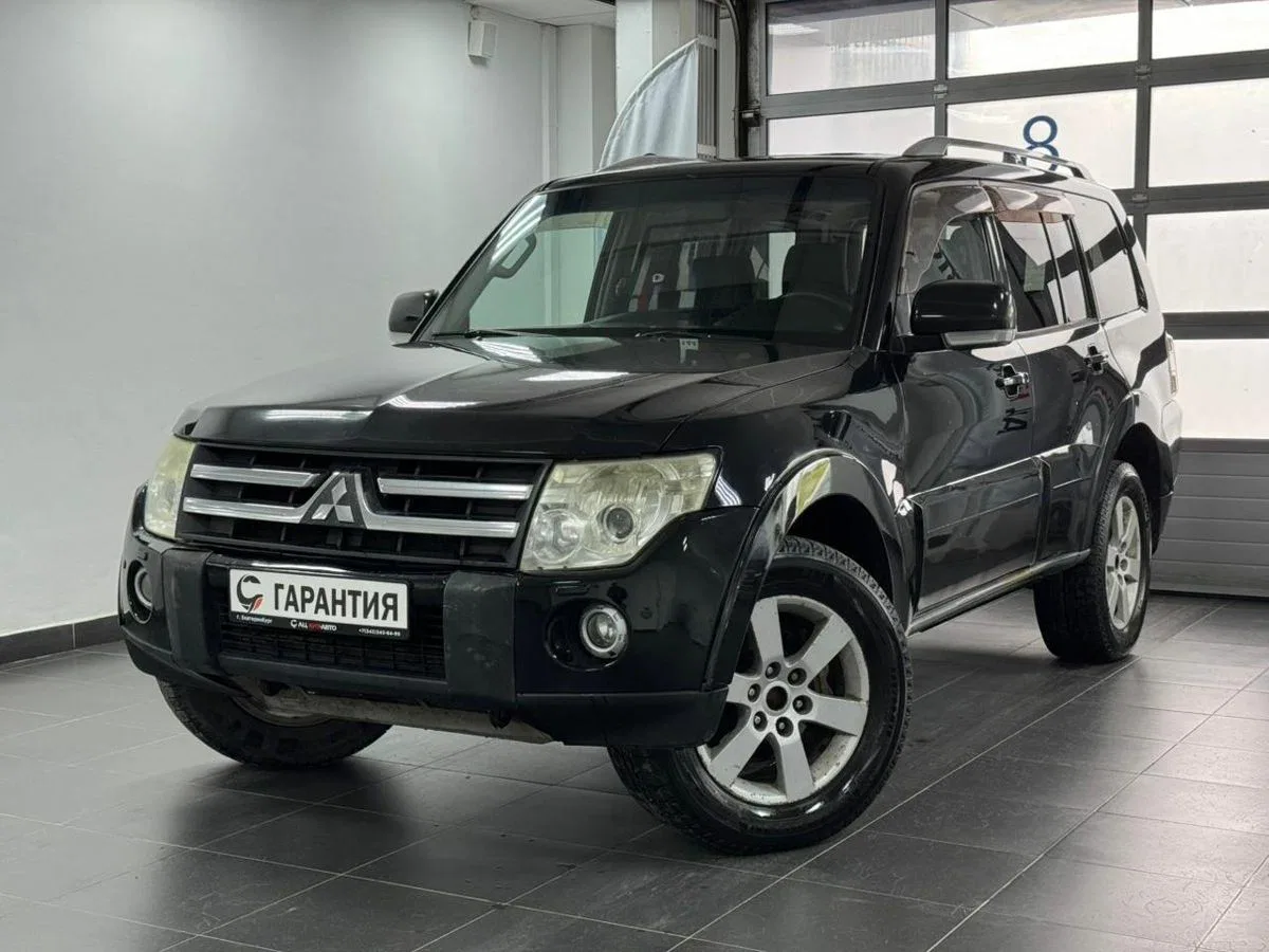 Mitsubishi Pajero IV