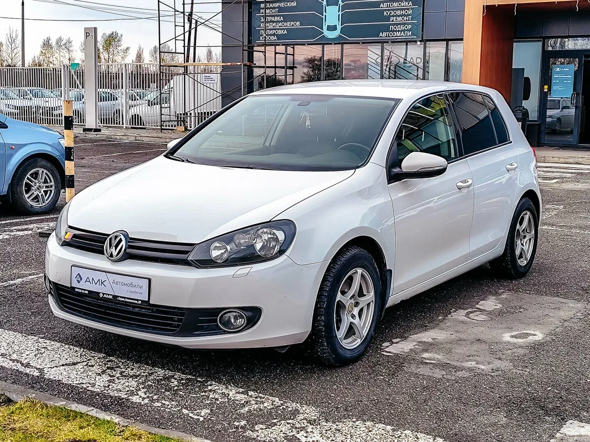 Volkswagen Golf VI