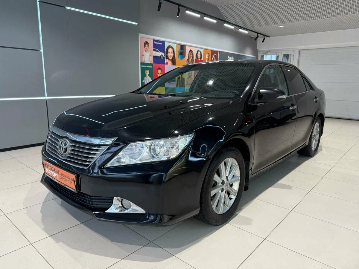 Toyota Camry VII (XV50)