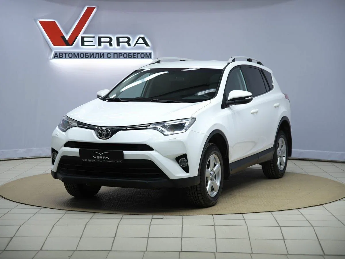 Toyota RAV4 IV (XA40) Рестайлинг