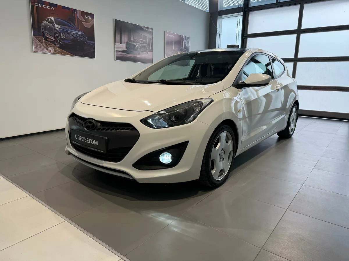 Hyundai i30 II