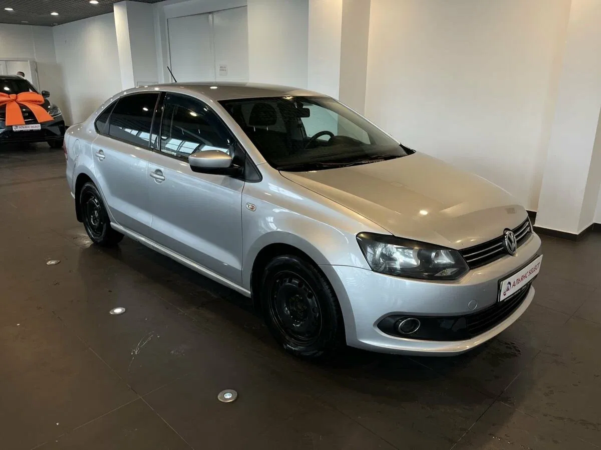 Volkswagen Polo V
