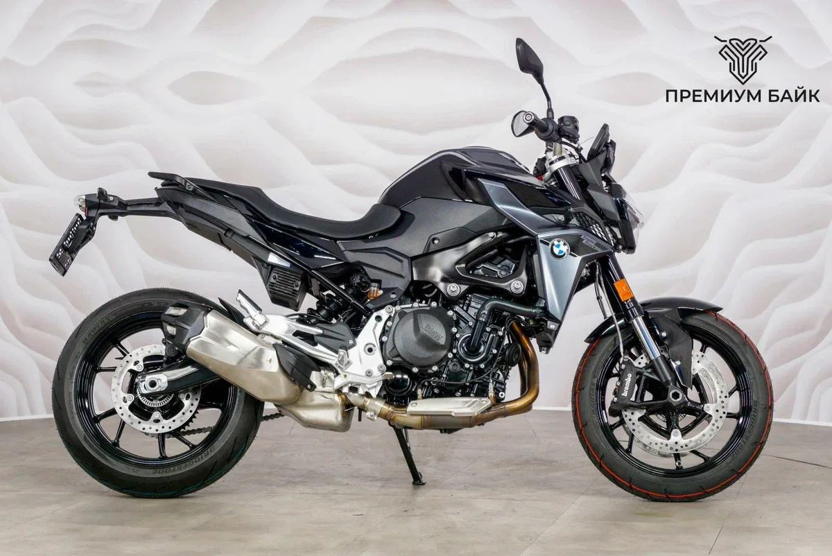 BMW F 900 R