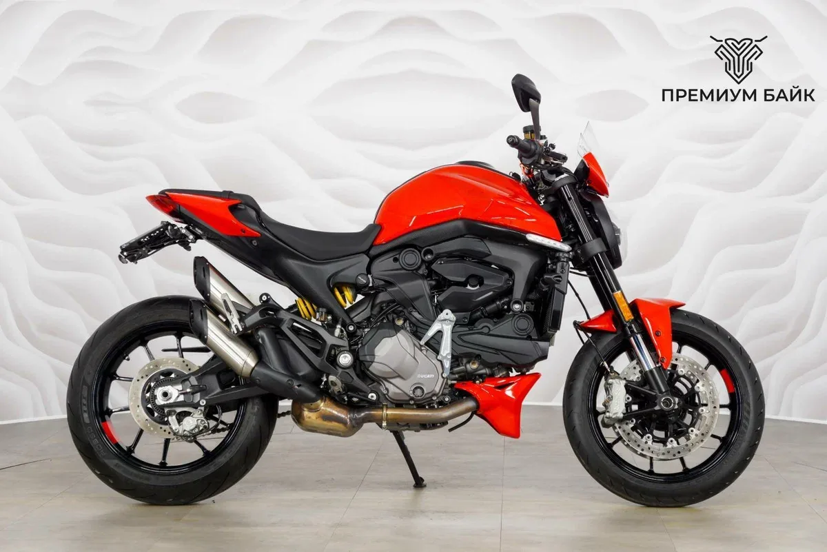 Ducati Monster 937