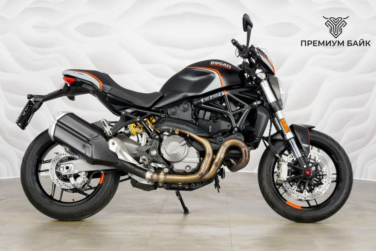 Ducati Monster 821