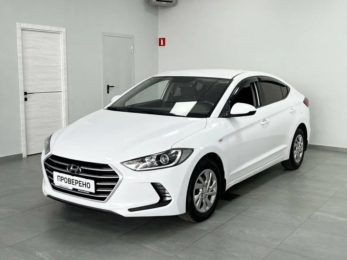Hyundai Elantra VI (AD)