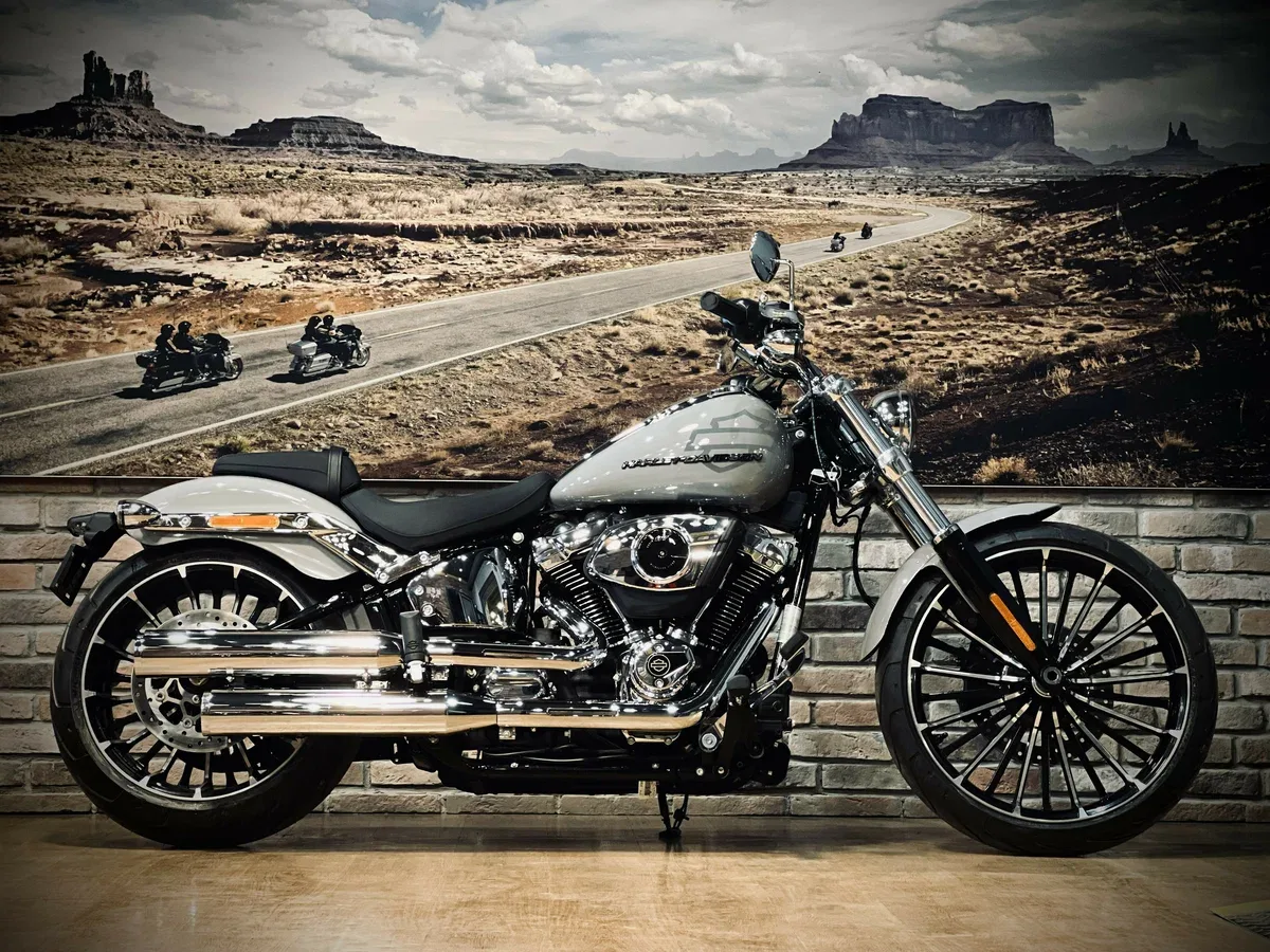 Harley-Davidson Breakout