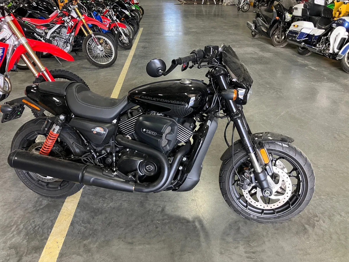 Harley-Davidson Street 750