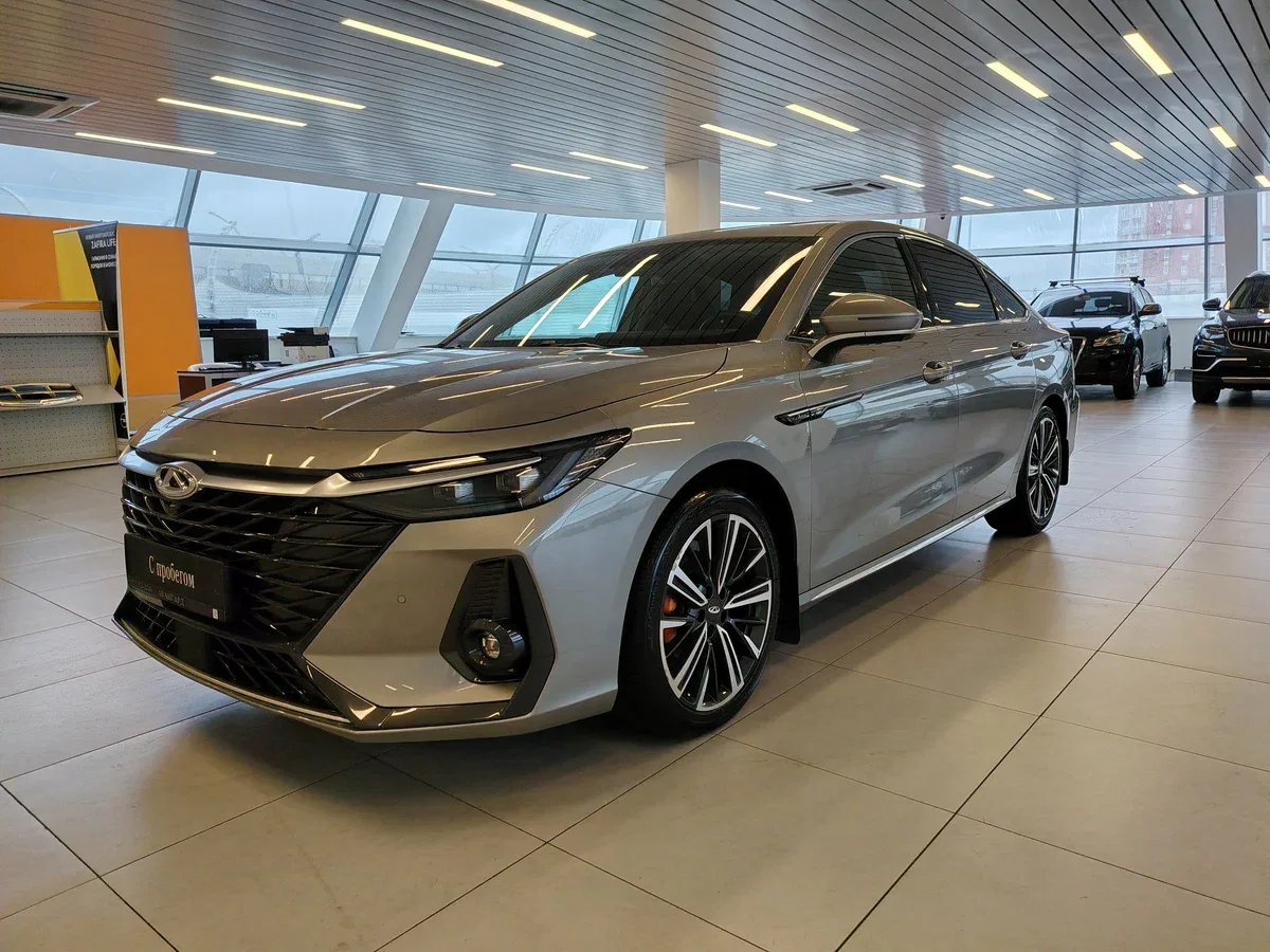 Chery Arrizo 8