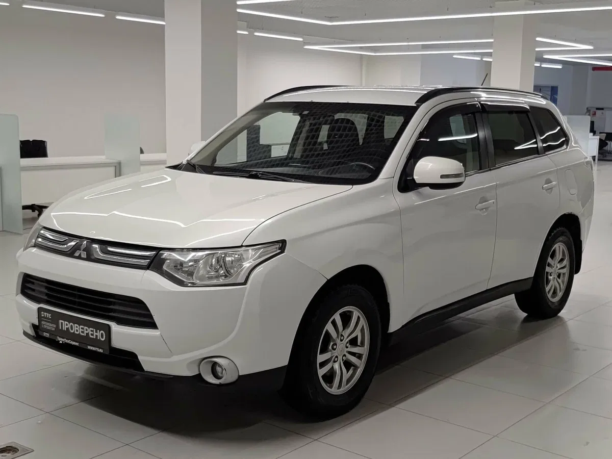 Mitsubishi Outlander III