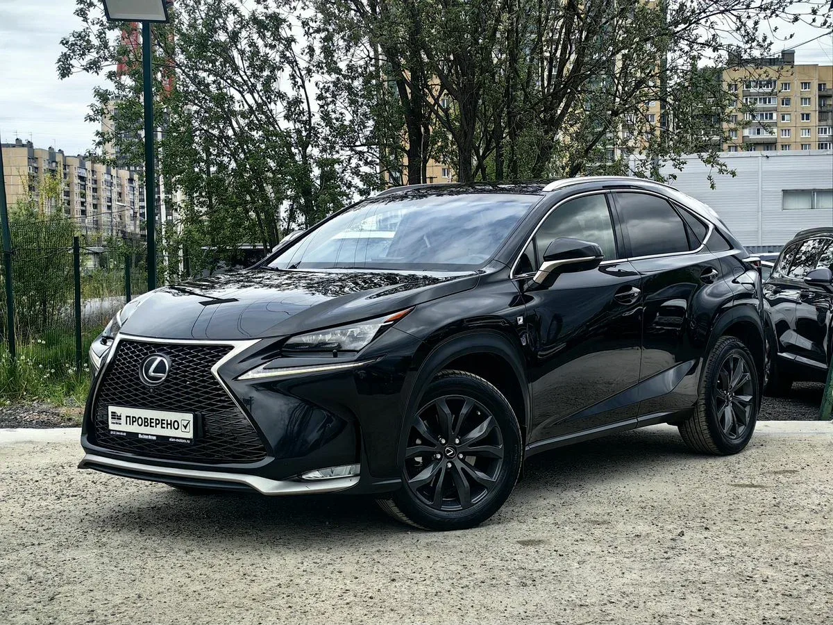 Lexus NX I