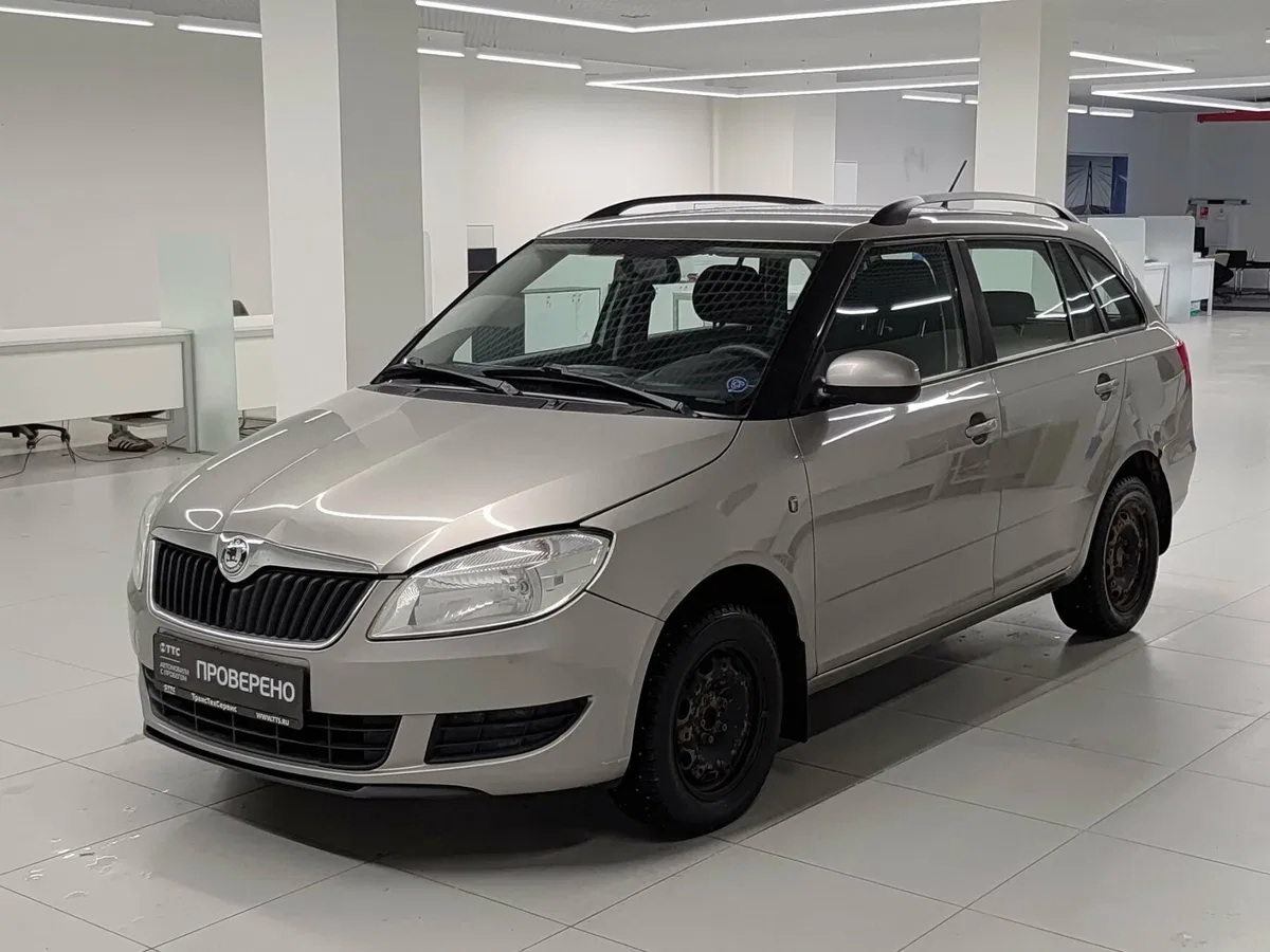 Skoda Fabia II Рестайлинг