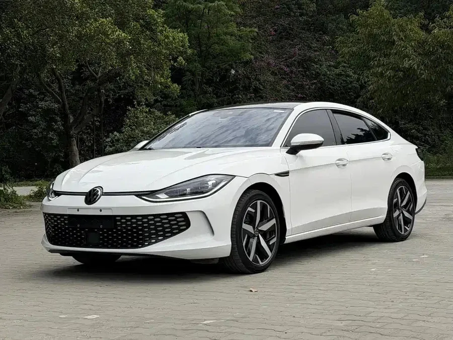 Volkswagen Lamando I Рестайлинг