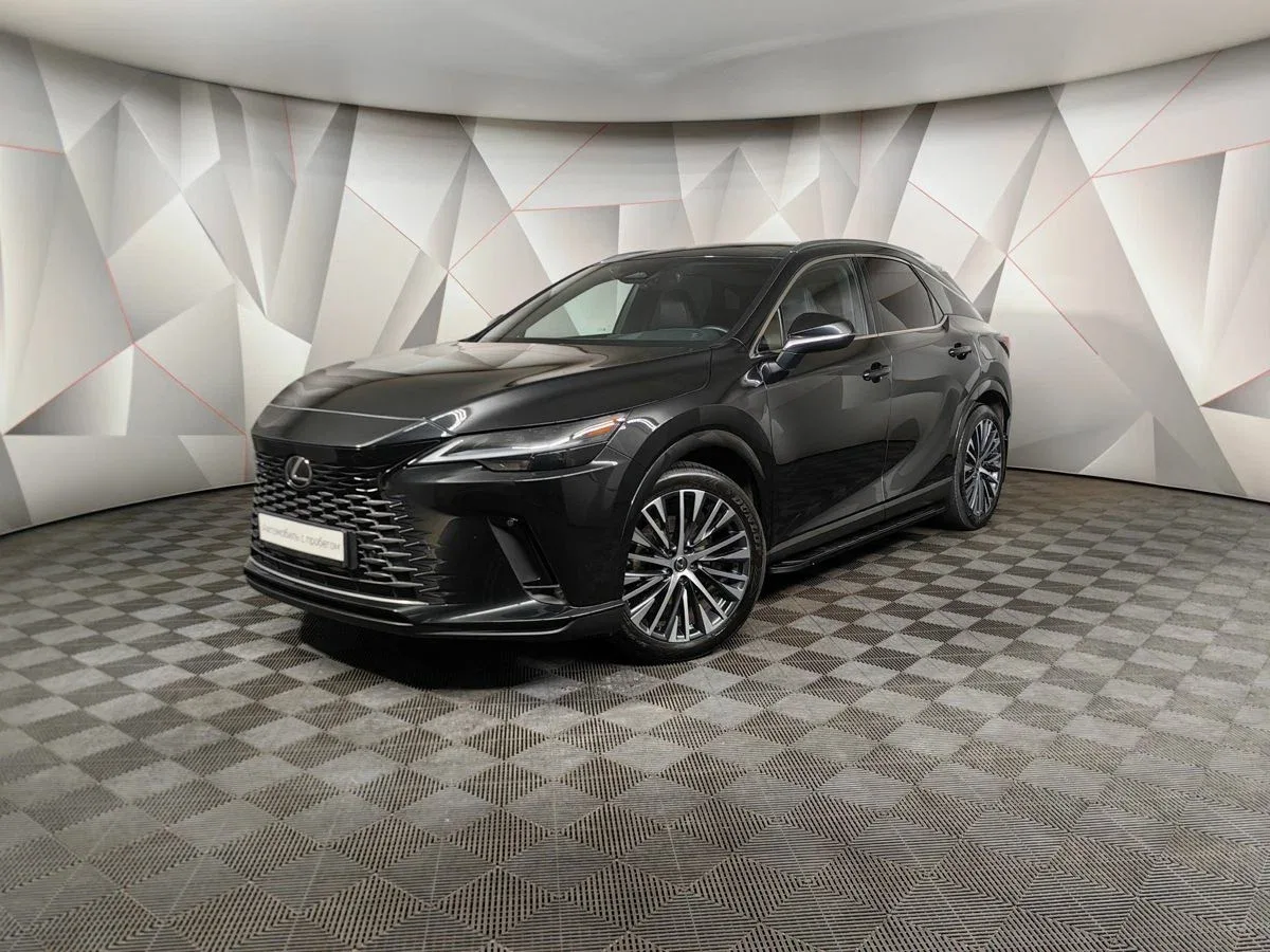 Lexus RX V