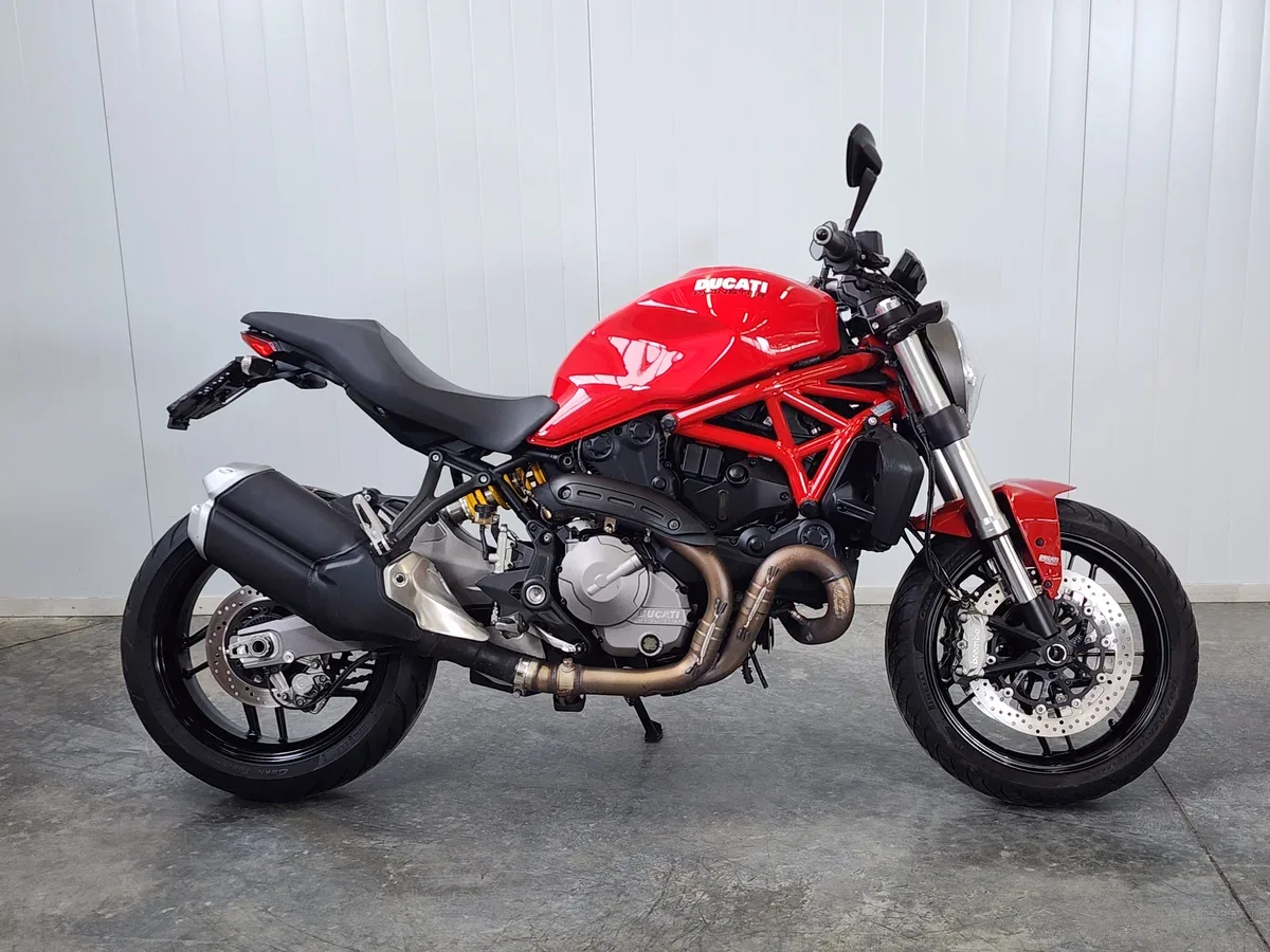 Ducati Monster 821