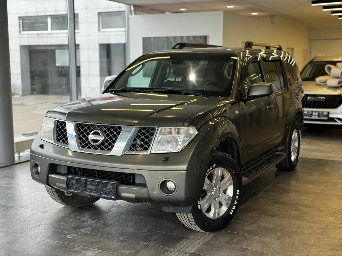 Nissan Pathfinder III