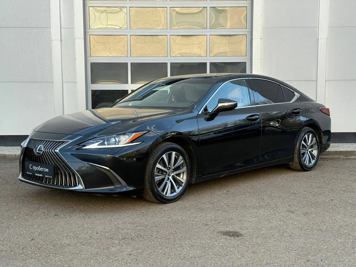 Lexus ES VII