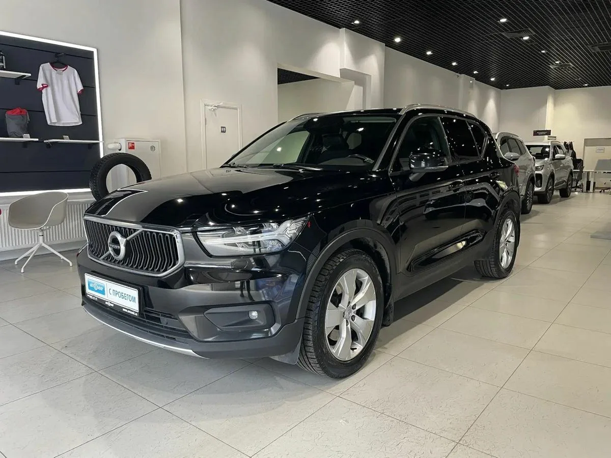 Volvo XC40 I