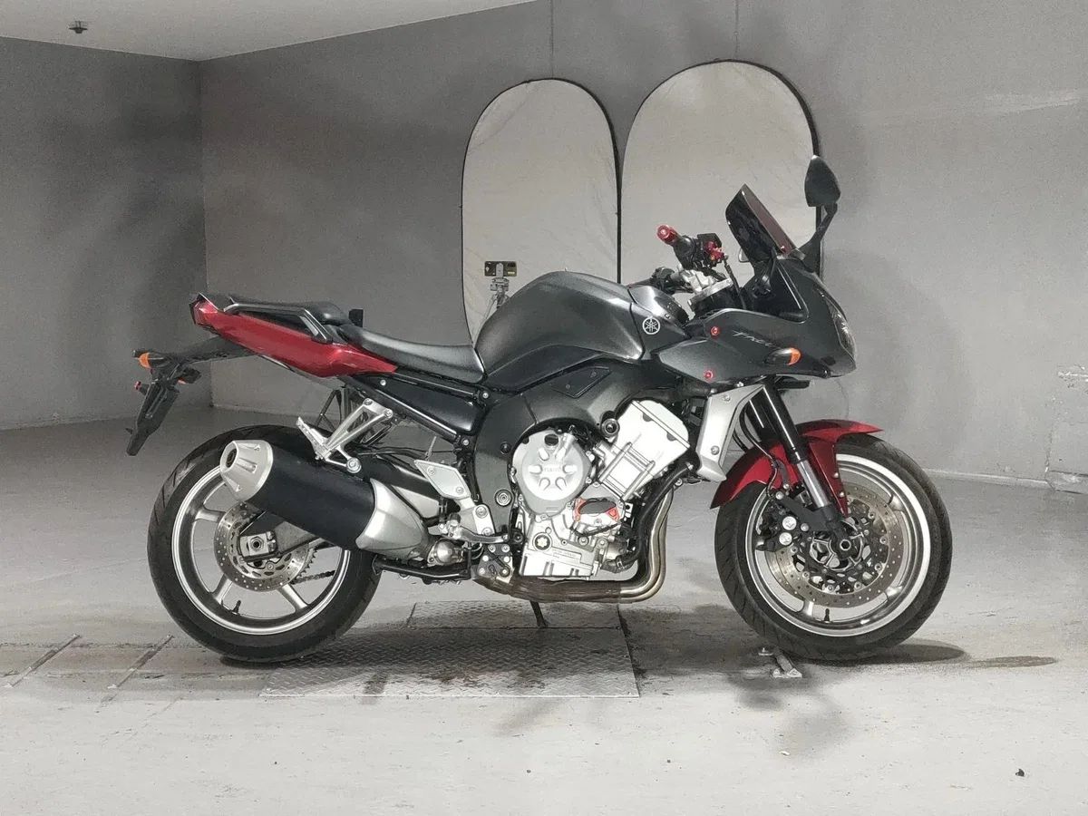 Yamaha FZ1