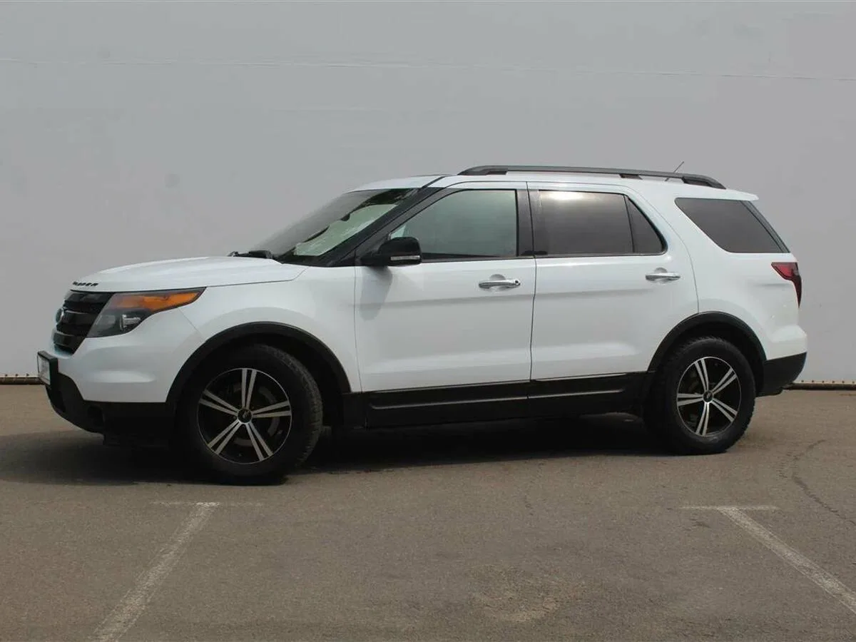 Ford Explorer V