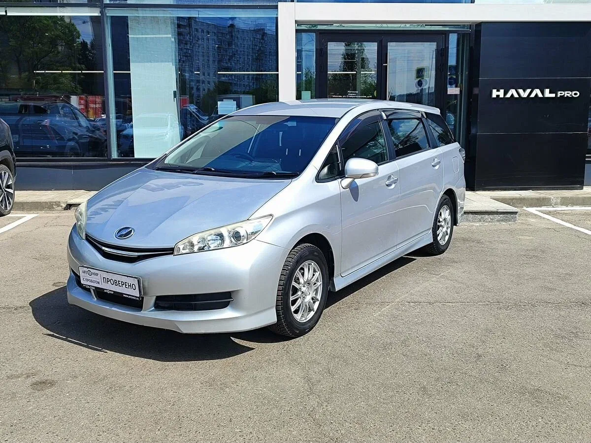 Toyota Wish II Рестайлинг