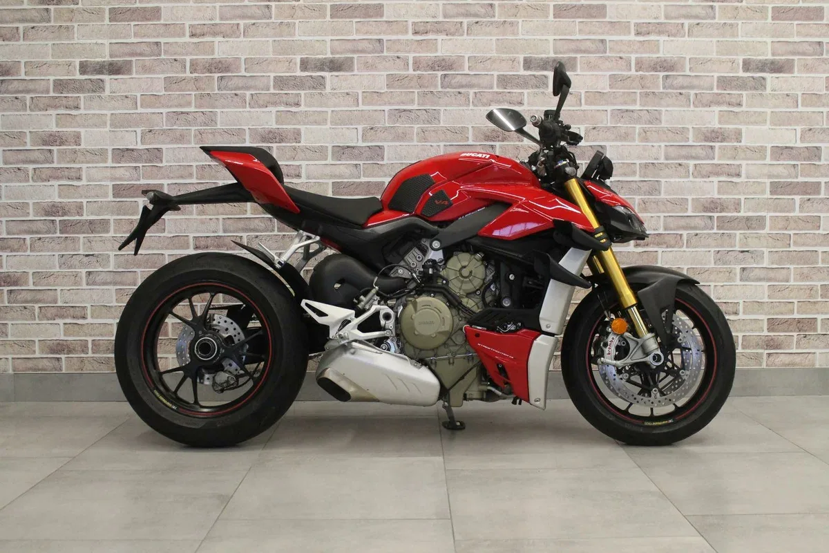 Ducati Streetfighter V4