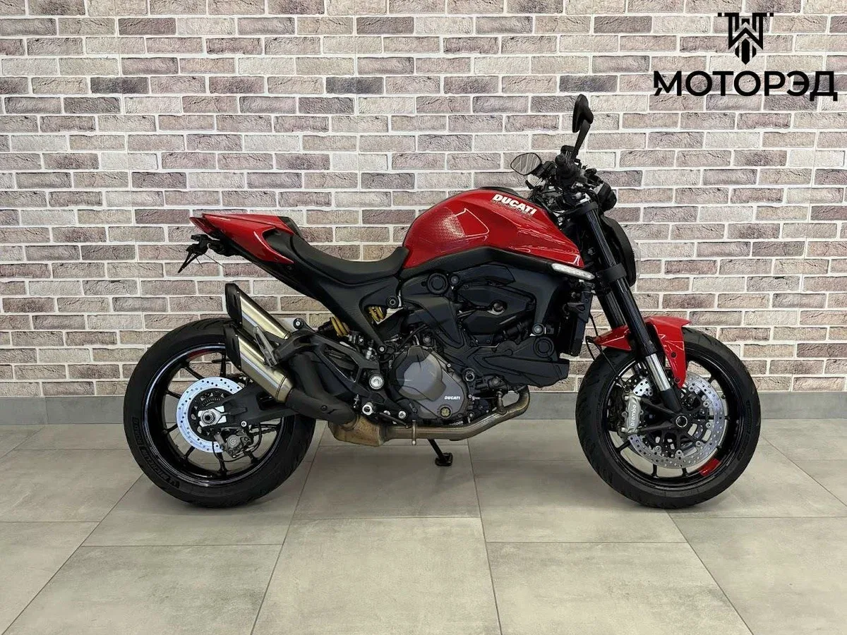 Ducati Monster 937