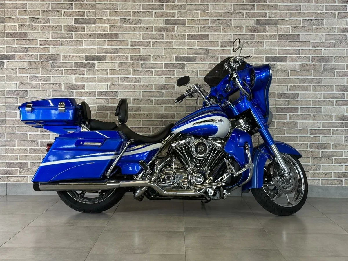 Harley-Davidson CVO Street Glide