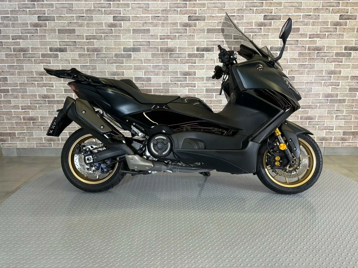 Yamaha TMAX