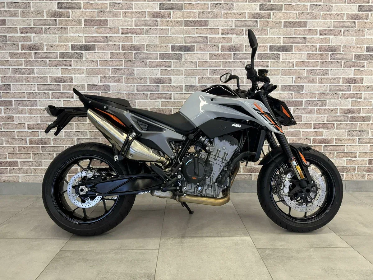 KTM AG 790 Duke